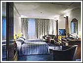 Sheraton Palace Hotel - room